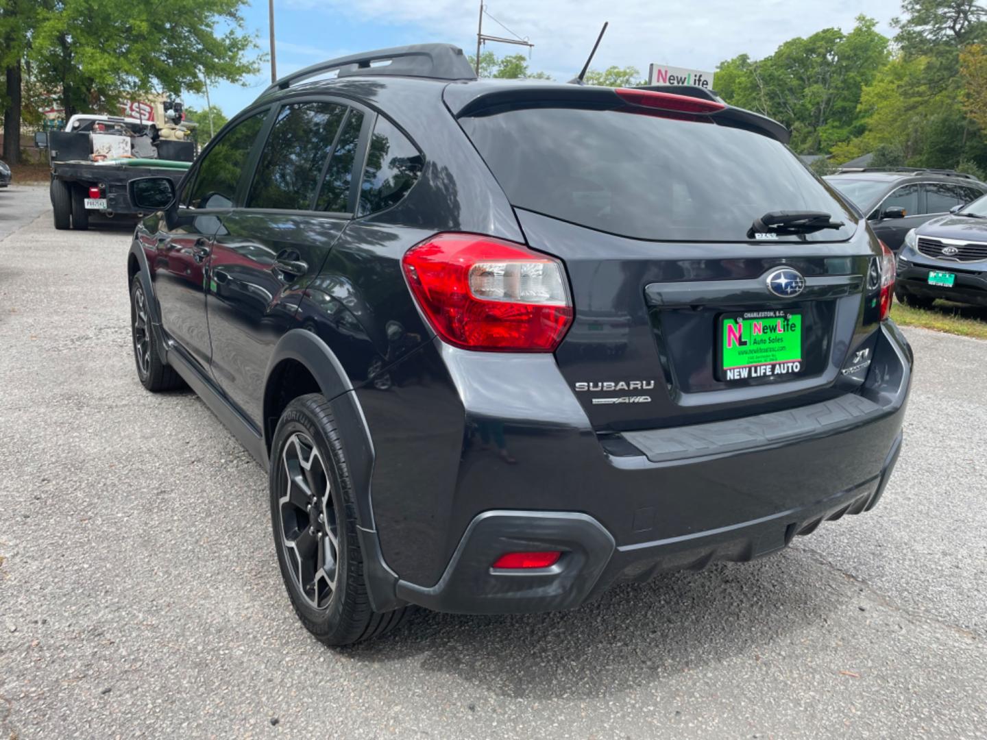 2015 GRAY SUBARU XV CROSSTREK 2.0I PREMIUM (JF2GPACC7FH) with an 2.0L engine, Continuously Variable transmission, located at 5103 Dorchester Rd., Charleston, SC, 29418-5607, (843) 767-1122, 36.245171, -115.228050 - Nice & Clean interior with CD/AUX/USB/Bluetooth, Backup Camera, Power Windows, Power Locks, Power Mirrors, Heated Seats, All-weather Mats, Keyless Entry, Alloy Wheels, AWD. Clean CarFax (no accidents reported!) Local Trade-in!! 178k miles Located at New Life Auto Sales! 2023 WINNER for Post & Couri - Photo#4